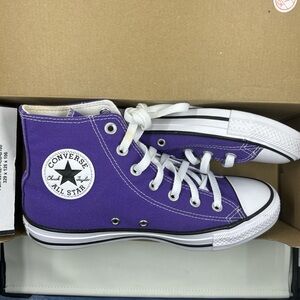Converse Unisex High-Top Sneakers in Electric Purple